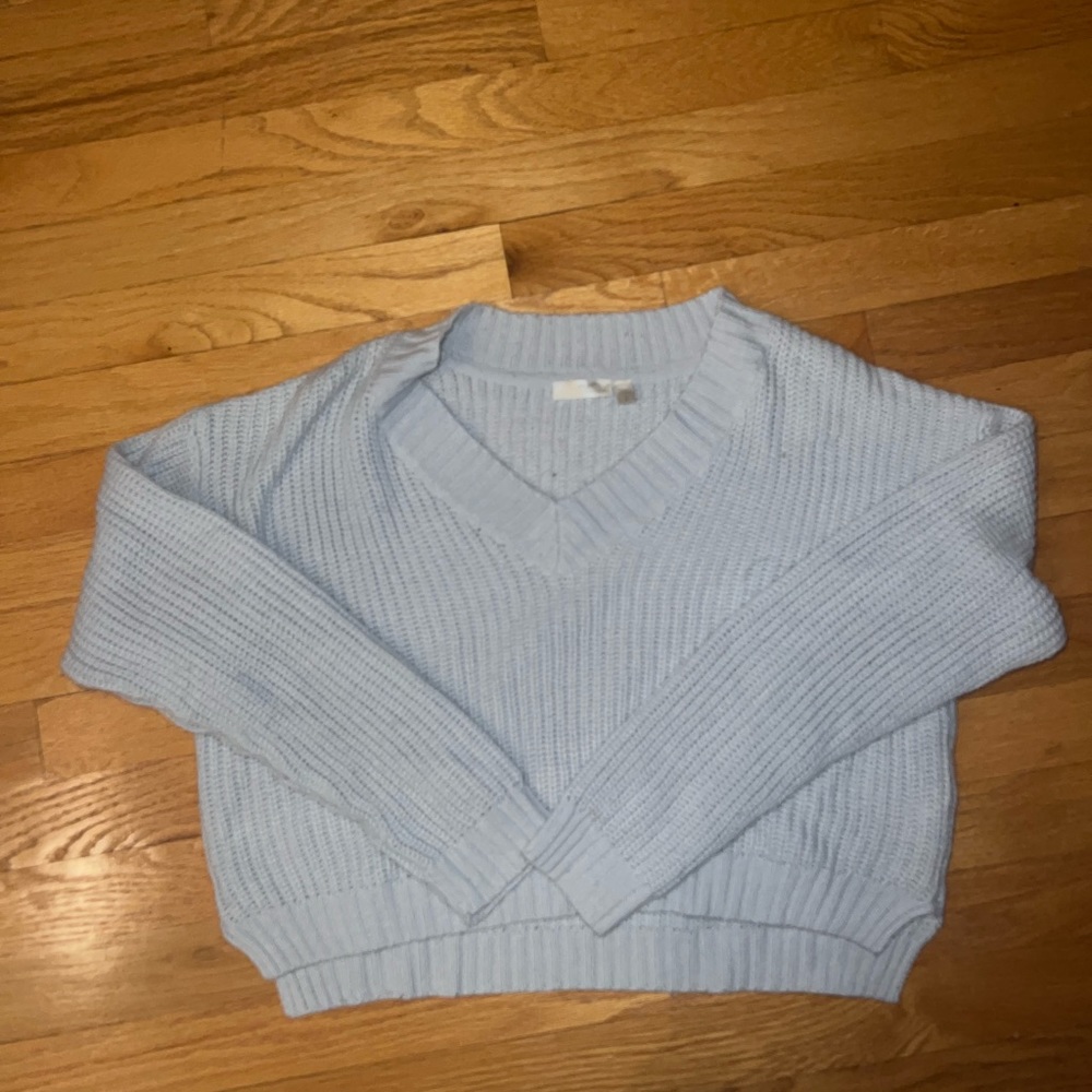 Tilly’s light blue Cropped sweater